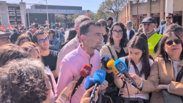 Ma&iacute;llo acusa a Juanma Moreno de querer "privatizar" y "destrozar" la sanidad p&uacute;blica