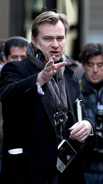 Christopher Nolan en el rodaje de El caballero oscuro: la leyenda renace Christopher Nolan en el rodaje de El caballero oscuro: la leyenda renace