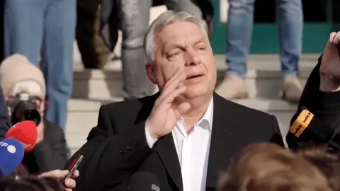 Hungría celebra elecciones con participación récord y la continuidad de Orbán en juego Hungría celebra elecciones con participación récord y la continuidad de Orbán en juego