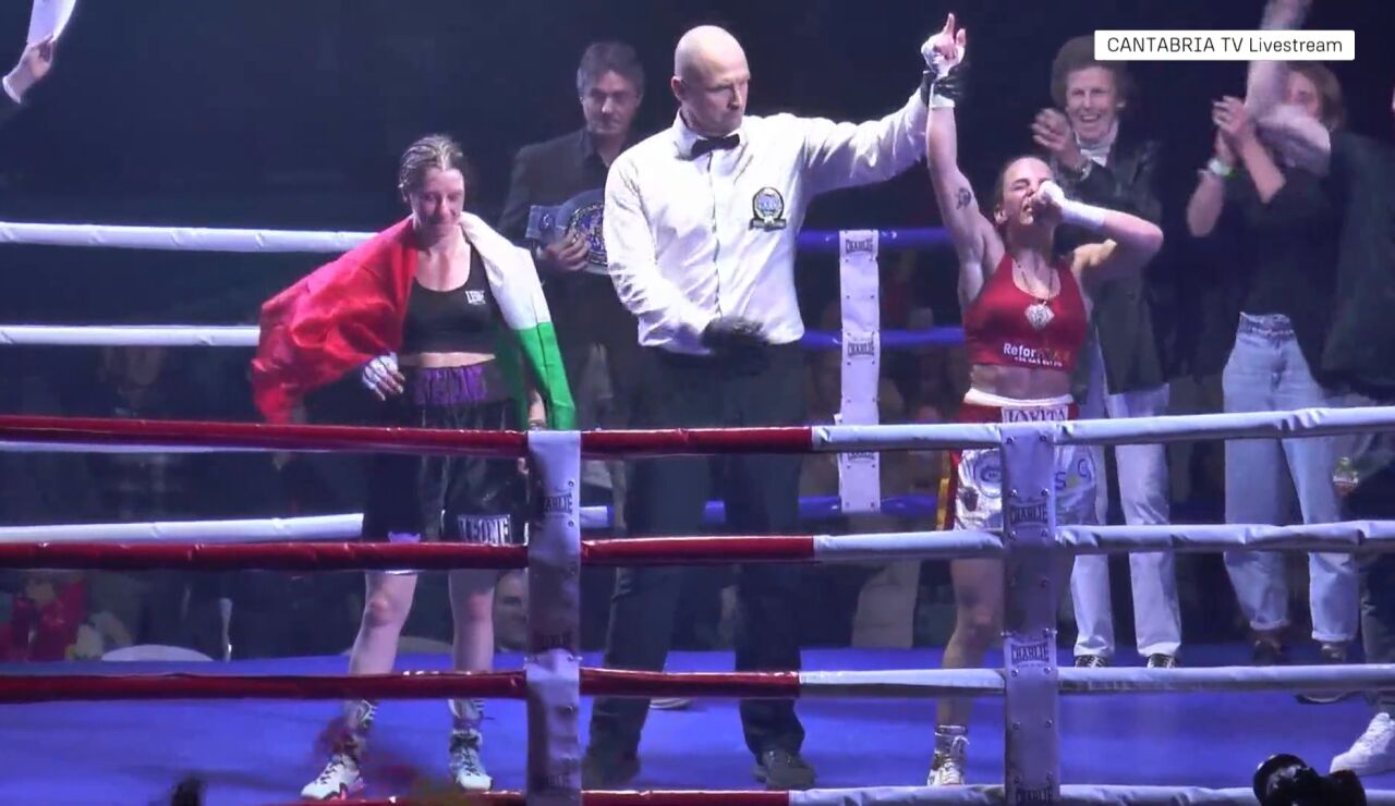 Mariluz Peral celebra su victoria ante Federica Macri