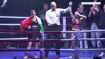 Mariluz Peral celebra su victoria ante Federica Macri