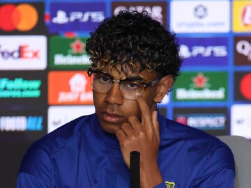 Lamine Yamal en rueda de prensa antes del duelo ante el Atl&eacute;tico