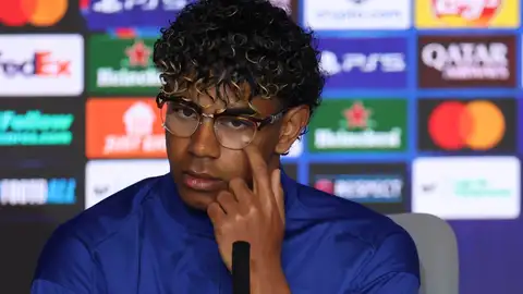 Lamine Yamal en rueda de prensa antes del duelo ante el Atlético Lamine Yamal en rueda de prensa antes del duelo ante el Atlético