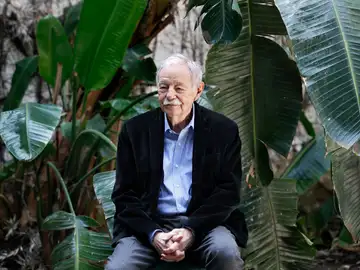 El escritor Eduardo Mendoza El escritor Eduardo Mendoza