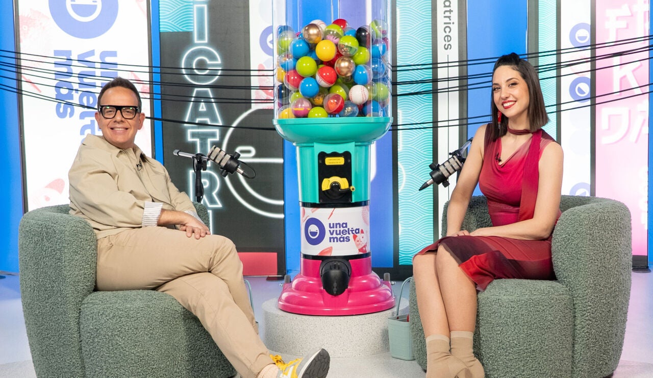 &Aacute;ngel Ll&agrave;cer y Maya Pixelskaya en Una vuelta m&aacute;s