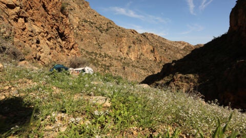 Mochila en una monta&ntilde;a