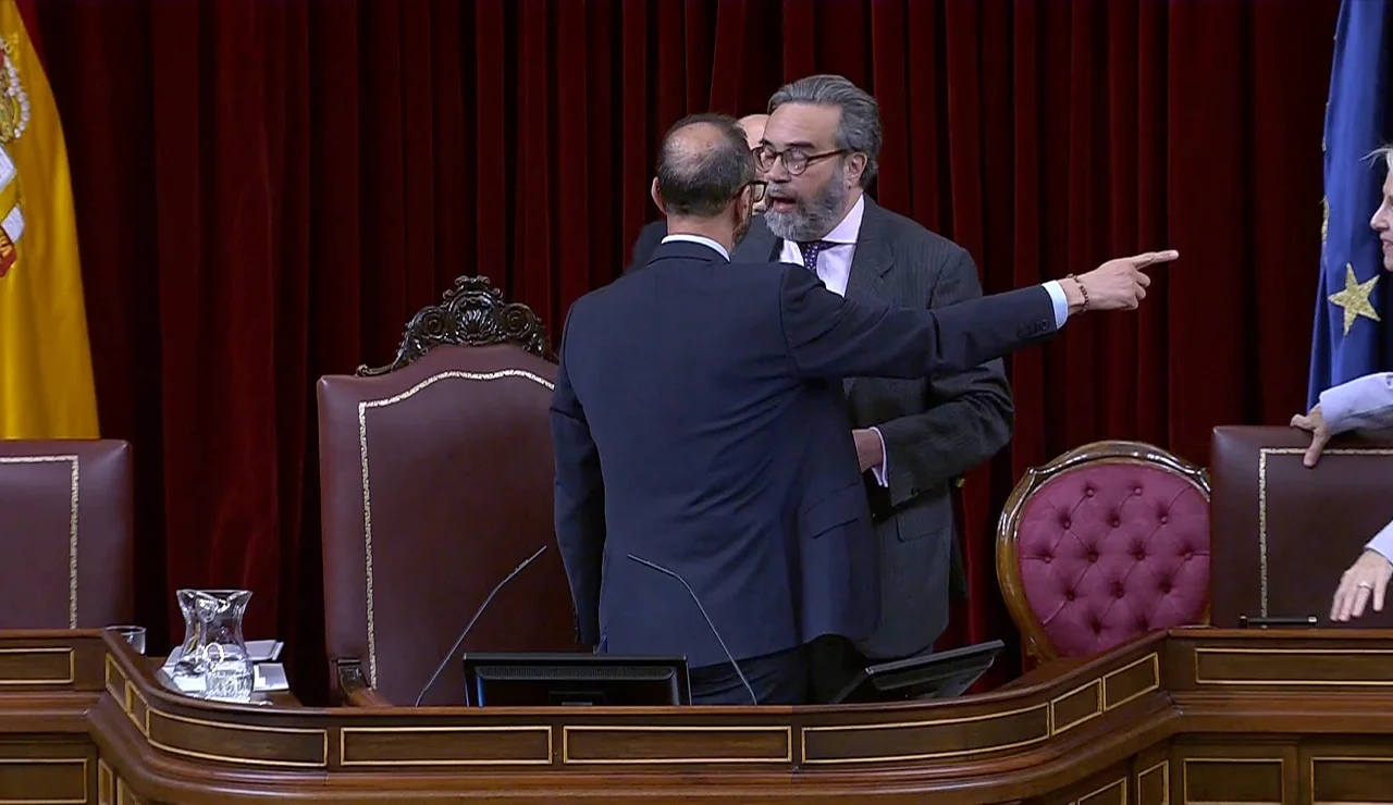 Diputado de Vox expulsado del Congreso