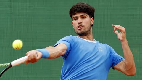 Carlos Alcaraz en acci&oacute;n 