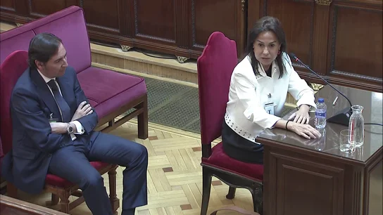 Pardo de Vera asegura que no intervino en el fichaje de la expareja de Ábalos en Adif y que solo remitió el currículum: "No conozco a esa persona" Pardo de Vera asegura que no intervino en el fichaje de la expareja de Ábalos en Adif y que solo remitió el currículum: "No conozco a esa persona"