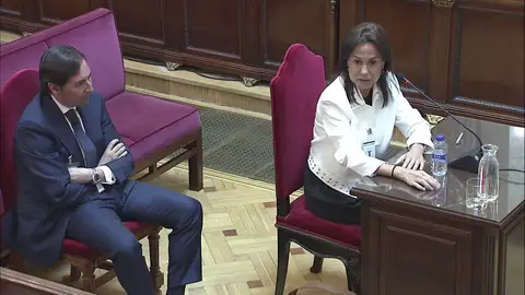 Pardo de Vera asegura que no intervino en el fichaje de la expareja de Ábalos en Adif y que solo remitió el currículum: "No conozco a esa persona" Pardo de Vera asegura que no intervino en el fichaje de la expareja de Ábalos en Adif y que solo remitió el currículum: "No conozco a esa persona"