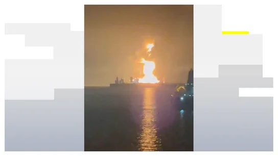 Los marineros atrapados en el Estrecho de Ormuz piden auxilio para salir de la zona de la guerra Los marineros atrapados en el Estrecho de Ormuz piden auxilio para salir de la zona de la guerra