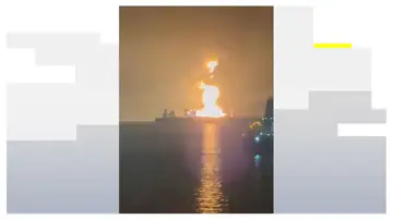 Los marineros atrapados en el Estrecho de Ormuz piden auxilio para salir de la zona de la guerra Los marineros atrapados en el Estrecho de Ormuz piden auxilio para salir de la zona de la guerra