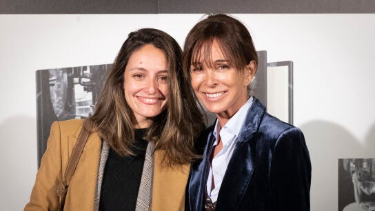 Andrea y su madre Lydia Bosch
