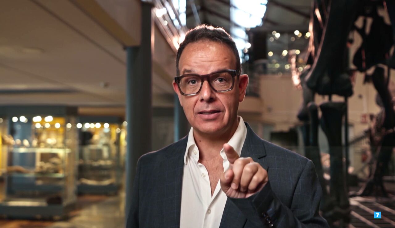 Gana 3.000 euros investigando desde casa en Una fiesta de muerte