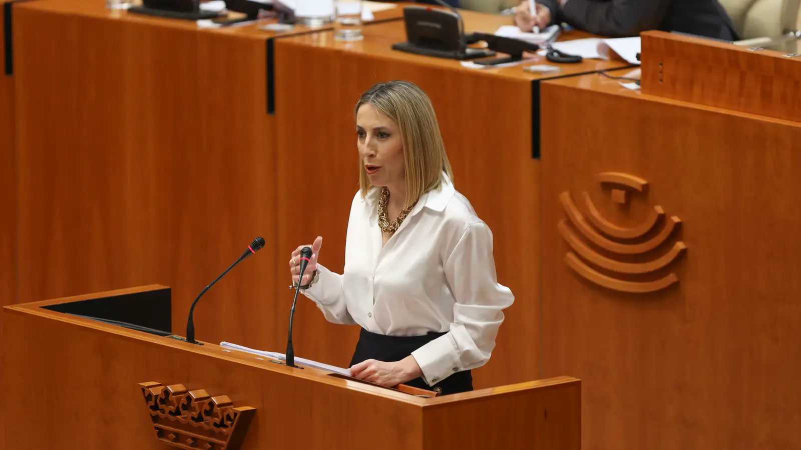 María Guardiola defiende el pacto con Vox para ser investida presidenta: