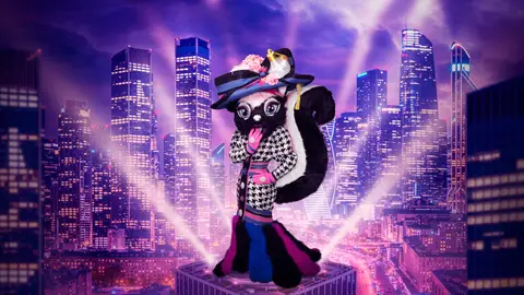 Mofeta, nueva máscara de Mask Singer Mofeta, nueva máscara de Mask Singer
