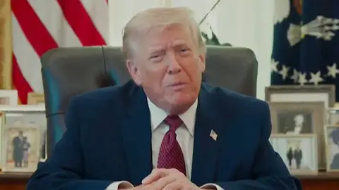 Donald Trump en el despacho Oval Donald Trump en el despacho Oval