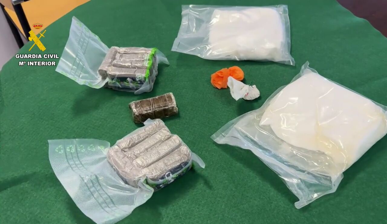 El perro del Servicio Cinol&oacute;gico fue clave para localizar un doble fondo en un veh&iacute;culo inspeccionado