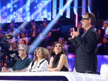 &ldquo;Algo est&aacute; haciendo usted&rdquo;: &Agrave;ngel Ll&agrave;cer sospecha que Manel Fuentes trama algo en el arranque de la tercera gala