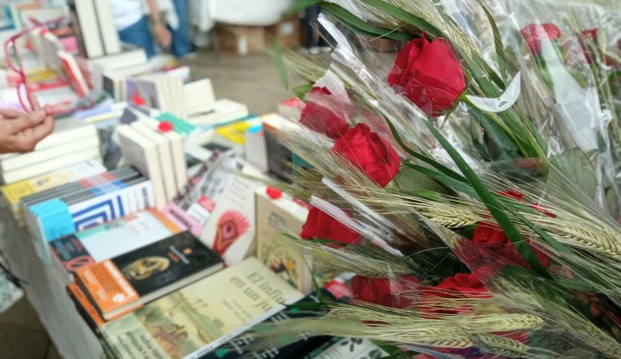 Arranque "espectacular" de las librer&iacute;as por Sant Jordi en Palma