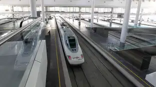 Imagen de archivo de un tren AVE Imagen de archivo de un tren AVE