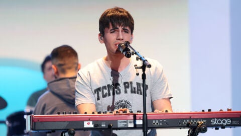 Mart&iacute;n Savi brilla interpretando en directo &lsquo;Si no est&aacute;s&rsquo; de &Iacute;&ntilde;igo Quintero