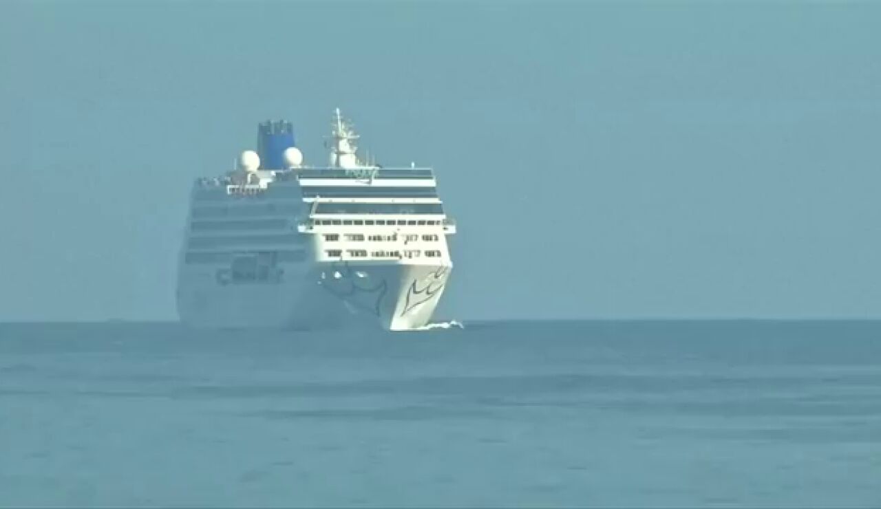 Efem&eacute;rides de hoy 2 de mayo de 2026: Llega a La Habana el buque Adonia