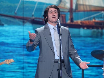 Jesul&iacute;n de Ubrique saca su lado m&aacute;s emotivo como Jos&eacute; Luis Perales con 'Un velero llamado libertad'