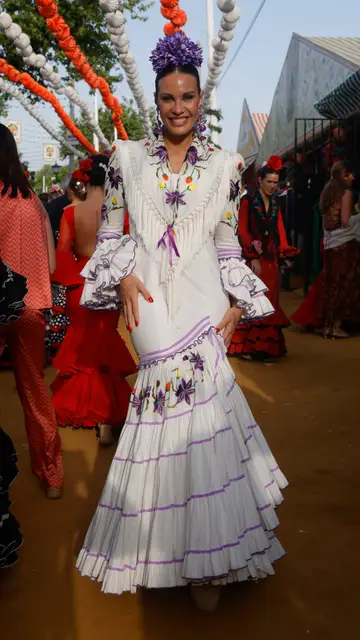 Jessica Bueno Jessica Bueno