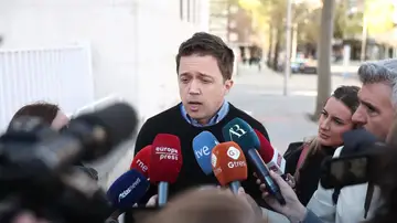 Errejón pide que la justicia haga a Mouliaá "responder por tantas mentiras y difamaciones" Errejón pide que la justicia haga a Mouliaá "responder por tantas mentiras y difamaciones"