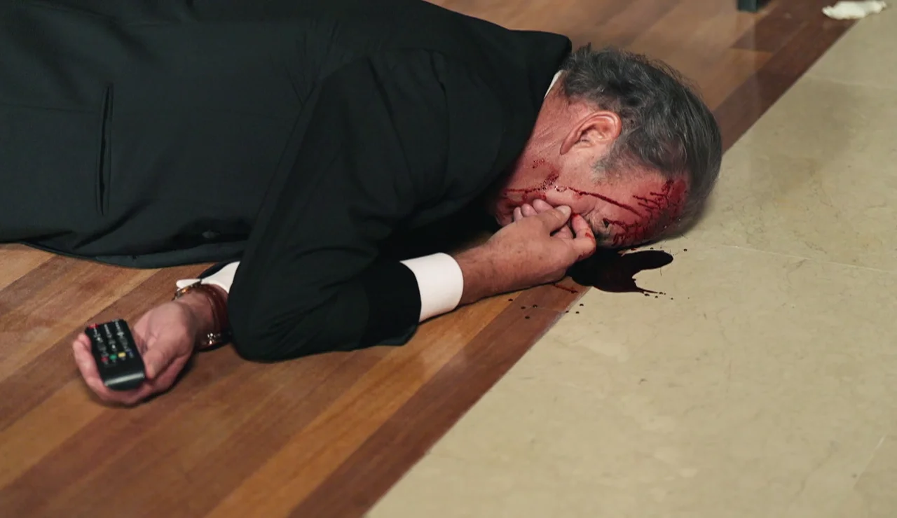 Àngel Llàcer interrumpe la fiesta: “Bertín ha muerto”