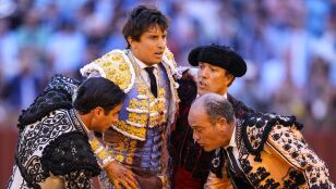 Cogida en Sevilla a Roca Rey