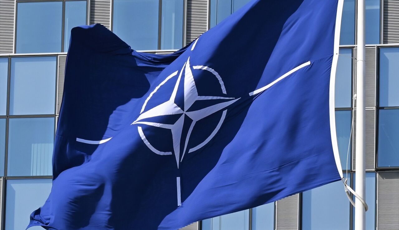 Bandera de la OTAN