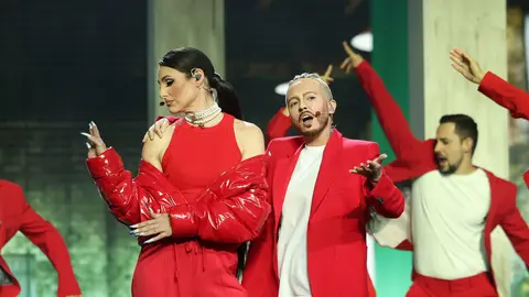 Dueto explosivo: María Parrado y Conchita llenan el plató de ritmo como J. Balvin y María Becerra Dueto explosivo: María Parrado y Conchita llenan el plató de ritmo como J. Balvin y María Becerra