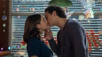 Primeras imágenes de Off Campus Primeras imágenes de Off Campus