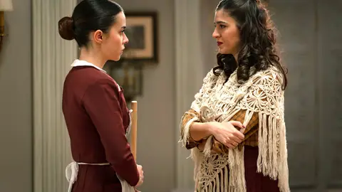 Carmen y Paula en el capítulo 551 de Sueños de libertad Carmen y Paula en el capítulo 551 de Sueños de libertad