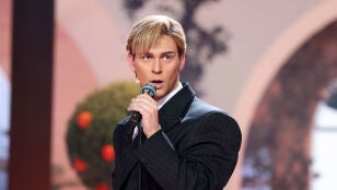 J Kbello viaja a los 90 con Locom&iacute;a&hellip; &iexcl;y monta un espect&aacute;culo con &lsquo;Loco Vox&rsquo;!