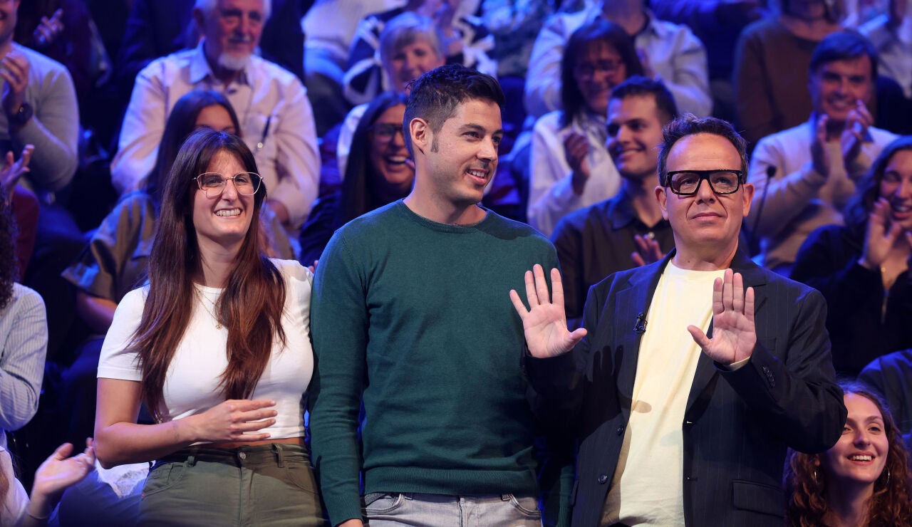 &Agrave;ngel Ll&agrave;cer busca novio a Chenoa entre el p&uacute;blico de Tu cara me suena: &ldquo;&iexcl;Lo necesita!&rdquo;