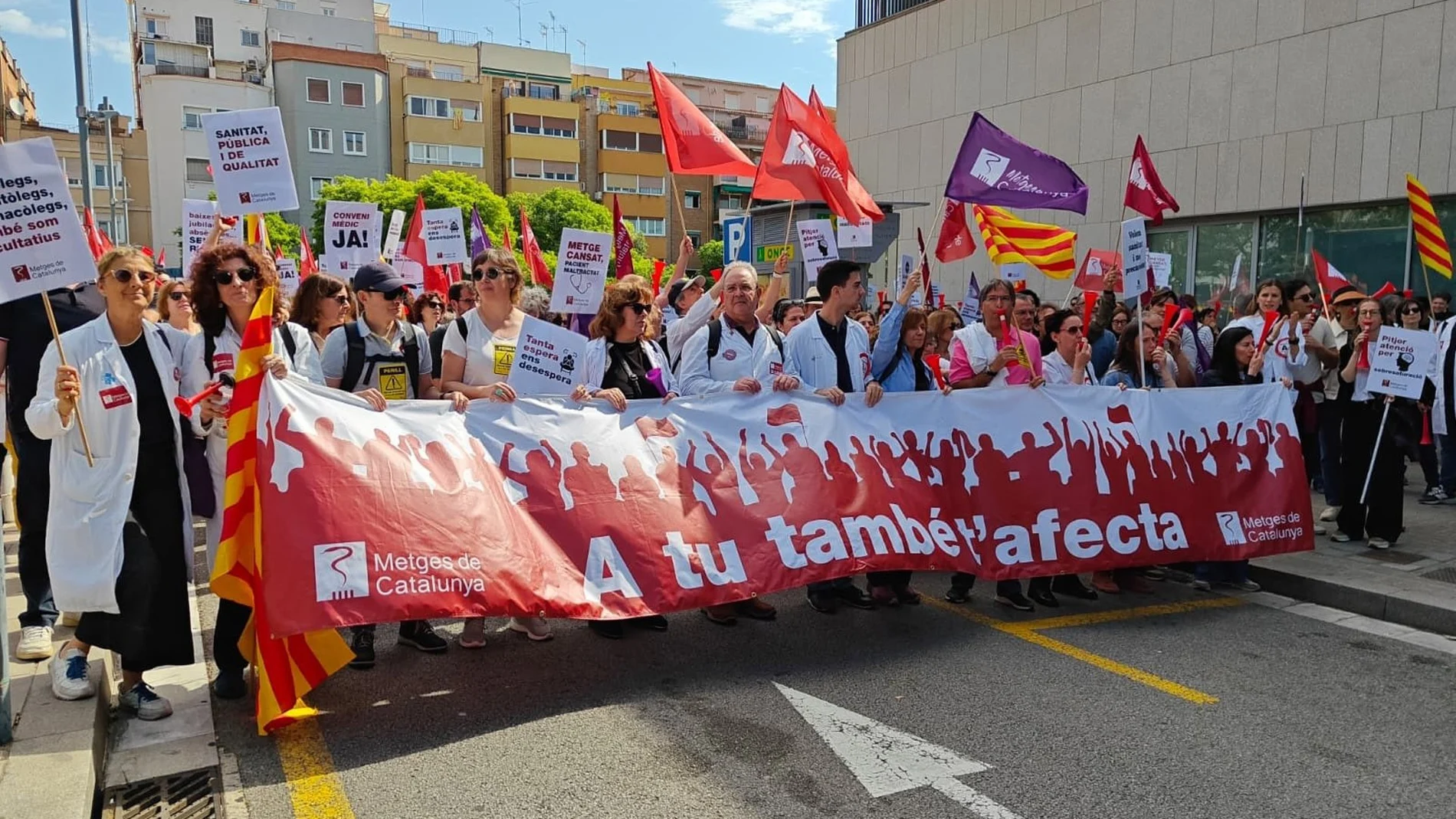 El Comité de Huelga de médicos exige a Pedro Sánchez que intervenga para desbloquear el conflicto El Comité de Huelga de médicos exige a Pedro Sánchez que intervenga para desbloquear el conflicto