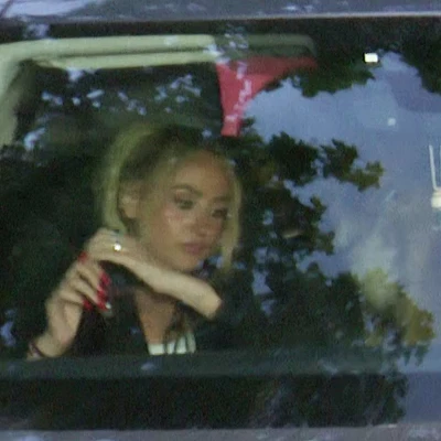 Rocío Flores y Gloria Camila