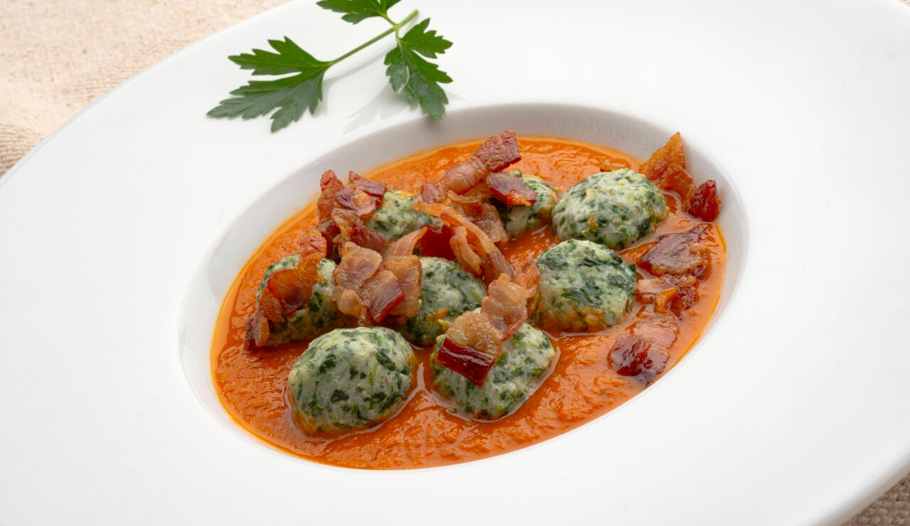 Malfatti de espinacas y ricota: Karlos Argui&ntilde;ano flipa con este plato "bonito y rico"