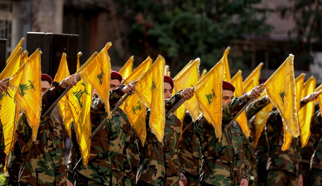  Militantes proiran&iacute;es de Hezbol&aacute;.