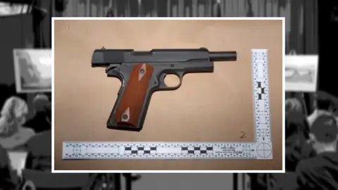 Las armas que portaba el acusado Las armas que portaba el acusado