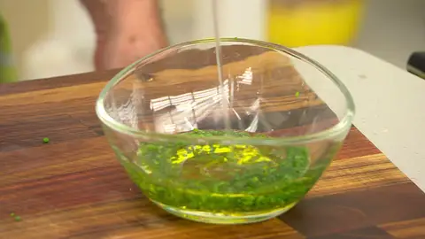 Elabora la vinagreta Elabora la vinagreta