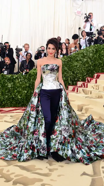 Amal Clooney en la MET Gala 2018 Amal Clooney en la MET Gala 2018