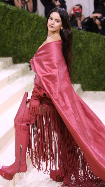 Rosalía en la MET Gala 2021