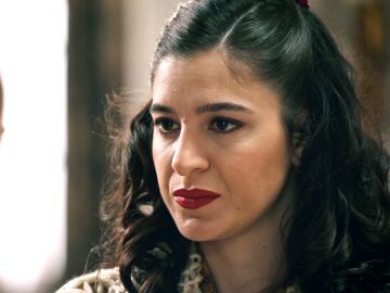 Carmen marca su territorio y planta cara a Paula: &ldquo;La pr&oacute;xima vez que busques un hombro donde llorar que no sea el de un hombre casado&rdquo;