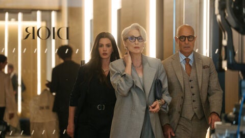 Meryl Streep, Anne Hathaway y Stanley Tucci como Miranda Priestly, Andy Sachs y Nigel en El diablo viste de Prada 2