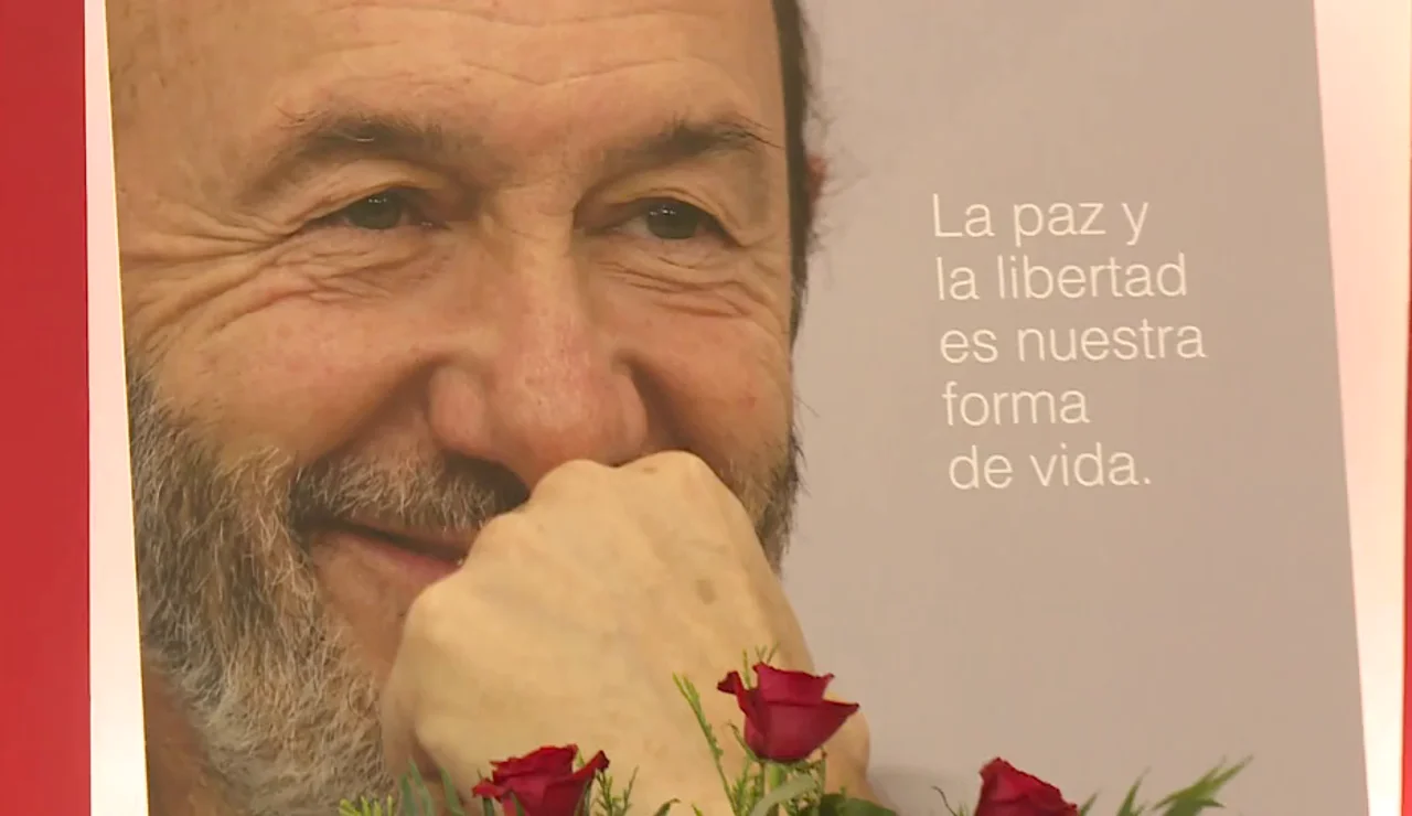 Efemérides de hoy 10 de mayo de 2026: Muere Alfredo Pérez Rubalcaba