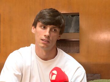 Le Normand presenta su primer libro: "Hay un camino de dudas y miedos que no todo el mundo ve"